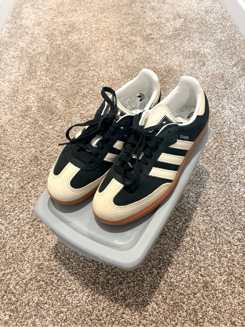 Adidas Samba women’s suede Sneakers